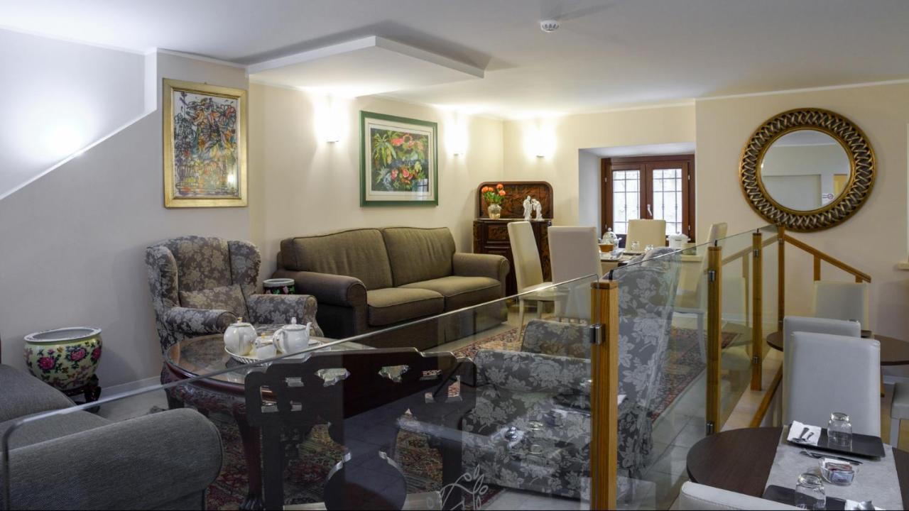 Flora Hotel Тоди Экстерьер фото
