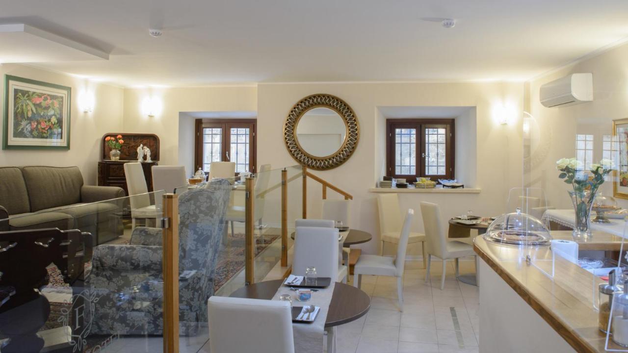Flora Hotel Тоди Экстерьер фото